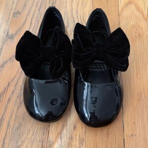 Never worn Zara Black Patent Dress Shoes with Velvet Bow